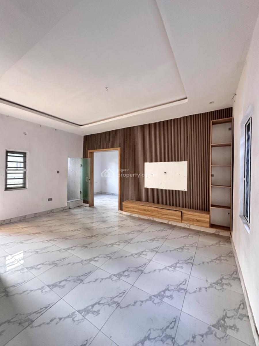 Spacious 2bedroom Flat Upstairs, Oral Estate By Chevron Toll Gate, Lekki, Lagos, Terraced Bungalow for Rent