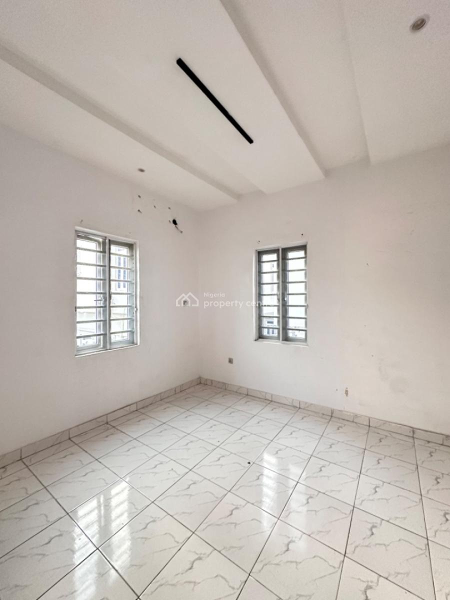 Spacious 2bedroom Flat Upstairs, Oral Estate By Chevron Toll Gate, Lekki, Lagos, Terraced Bungalow for Rent
