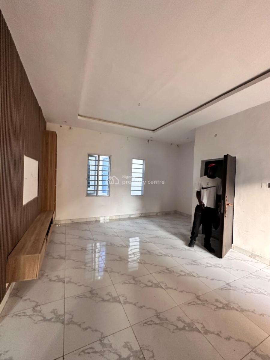 Spacious 2bedroom Flat Upstairs, Oral Estate By Chevron Toll Gate, Lekki, Lagos, Terraced Bungalow for Rent