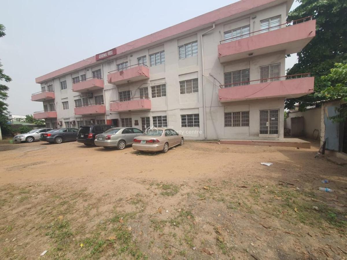 1,200 Square Meter Commercial Building, Ikorodu Road, Obanikoro, Shomolu, Lagos, Commercial Property for Sale