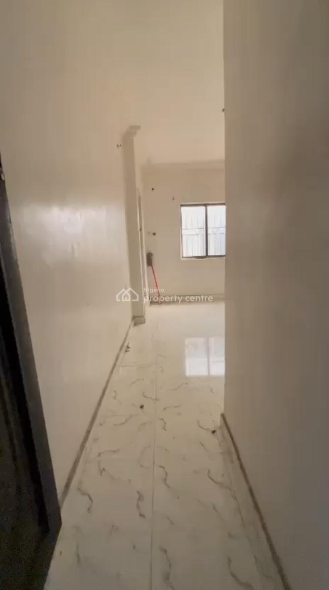 Standard Room Self Contained, Off Morocco Road, Shomolu, Lagos, Self Contain (single Rooms) for Rent