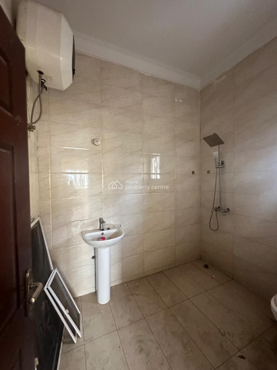 Excellent Spacious 3 Bedroom Bungalow, Sungold, Galadimawa, Abuja, Detached Bungalow for Rent