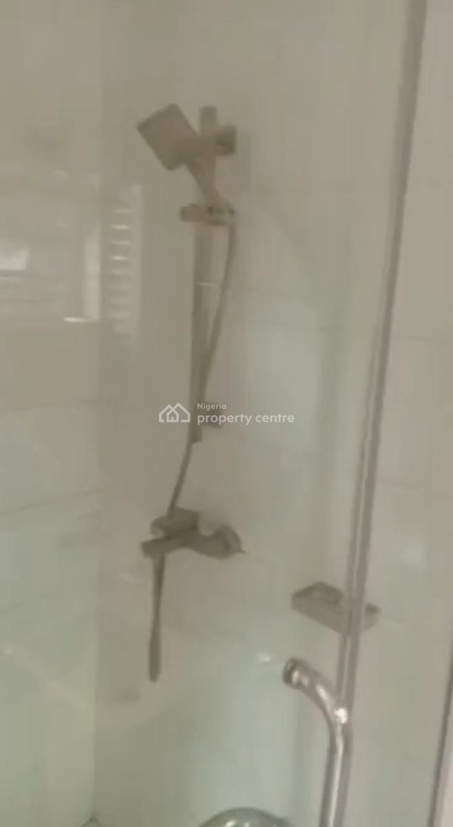 a Semi Furnished 3 Bedroom Apartment, Anthony, Maryland, Lagos, House for Rent