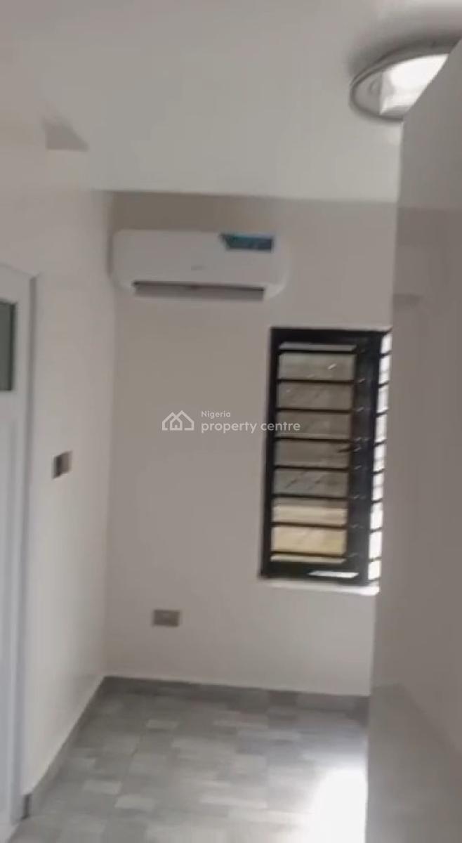 a Semi Furnished 3 Bedroom Apartment, Anthony, Maryland, Lagos, House for Rent