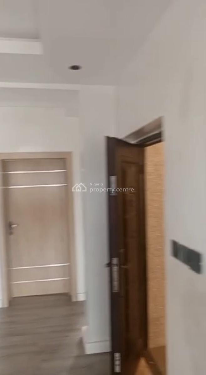 a Semi Furnished 3 Bedroom Apartment, Anthony, Maryland, Lagos, House for Rent