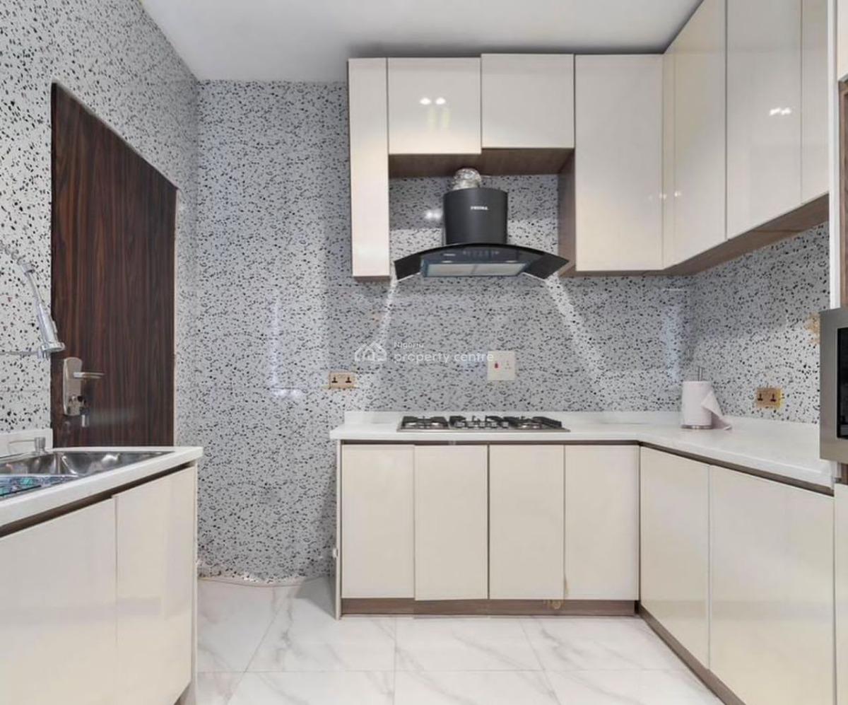 Fully Furnished Serviced 2bedroom Apartment with an Elevator and Pool, Fully Furnished Serviced 2bedroom Apartment with an Elevator and Pool, Lekki Phase 1, Lekki, Lagos, Flat / Apartment for Sale