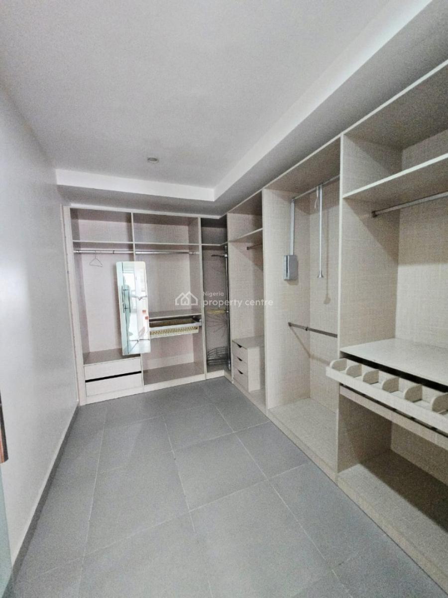 Well Maintained 4 Bedroom Office Space Duplex, Lekki Phase 1, Lekki, Lagos, Office Space for Rent