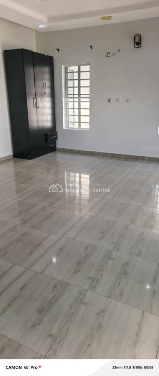 Standard Room Self Con Upstairs, at Orchid Road, Lekki, Lagos, Self Contain (single Rooms) for Rent
