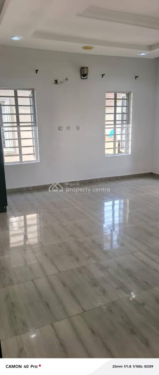 Standard Room Self Con Upstairs, at Orchid Road, Lekki, Lagos, Self Contain (single Rooms) for Rent