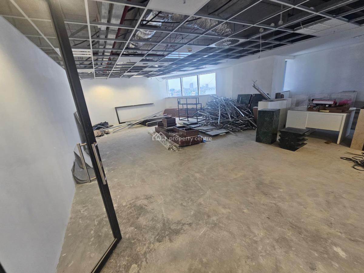 Prime 300sqm Office Space Available, Victoria Island (vi), Lagos, Office Space for Rent