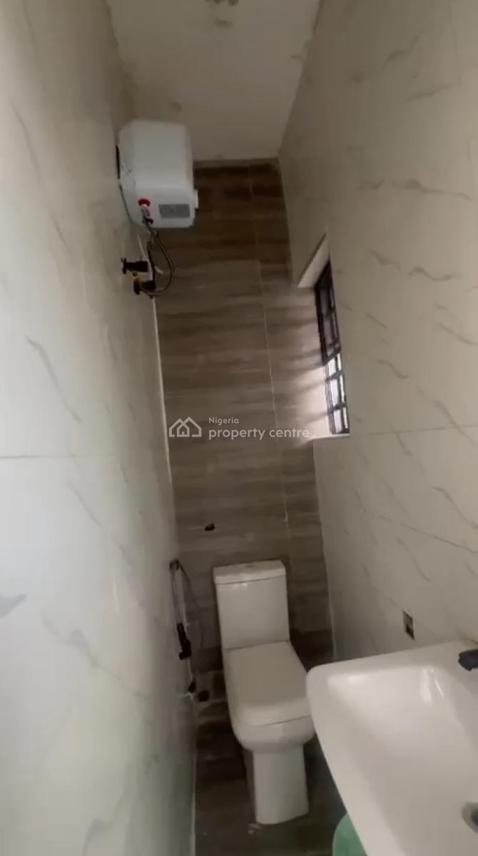 4 Units of 2 Bedroom Apartment, Fola Agoro, Yaba, Lagos, Flat / Apartment for Rent