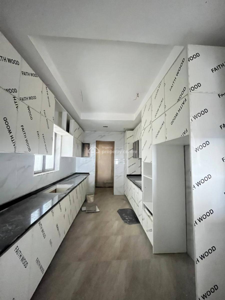 4 Bedroom Detached House with 2 Bq, Lekki Phase 1, Lekki, Lagos, Detached Duplex for Sale