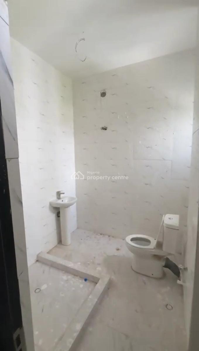 Spacious 3 Bedroom Flat, Abraham Adesanya, Sangotedo, Ajah, Lagos, Flat / Apartment for Sale