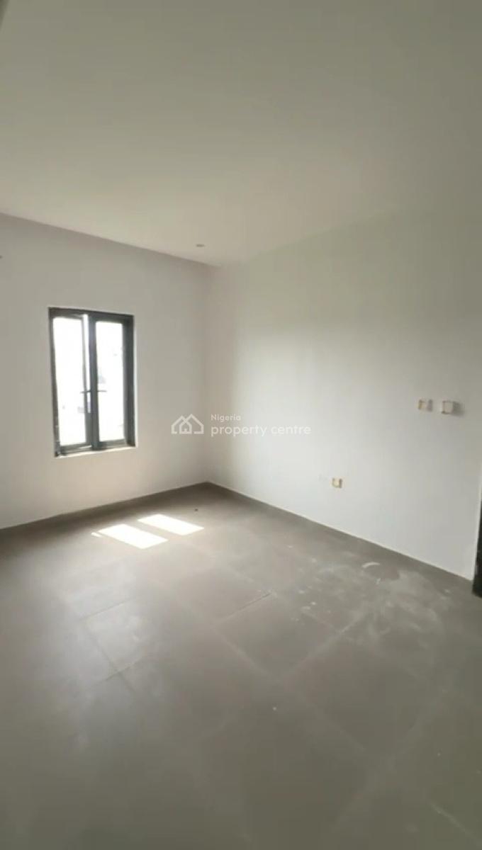 Spacious 3 Bedroom Flat, Abraham Adesanya, Sangotedo, Ajah, Lagos, Flat / Apartment for Sale