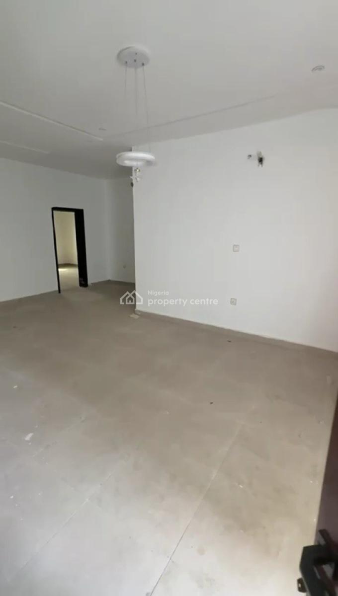 Spacious 3 Bedroom Flat, Abraham Adesanya, Sangotedo, Ajah, Lagos, Flat / Apartment for Sale