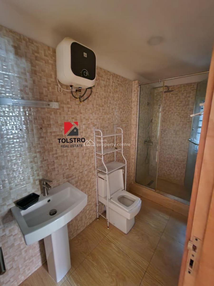 Well Maintained 3 Bedroom Ensuite Service Apartment, Ikate, Lekki, Lagos, Flat / Apartment for Rent