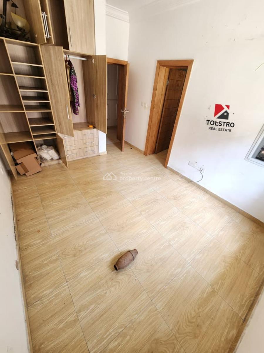 Well Maintained 3 Bedroom Ensuite Service Apartment, Ikate, Lekki, Lagos, Flat / Apartment for Rent