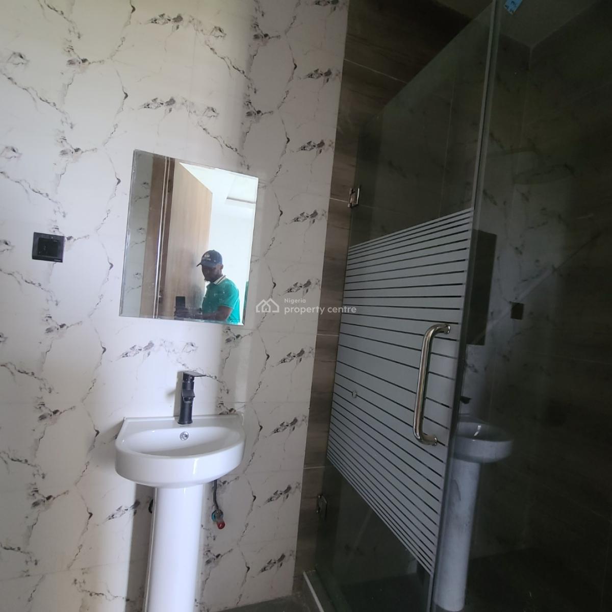 3 Bedroom Luxury Apartment, Lekki, Lagos, Flat / Apartment for Sale