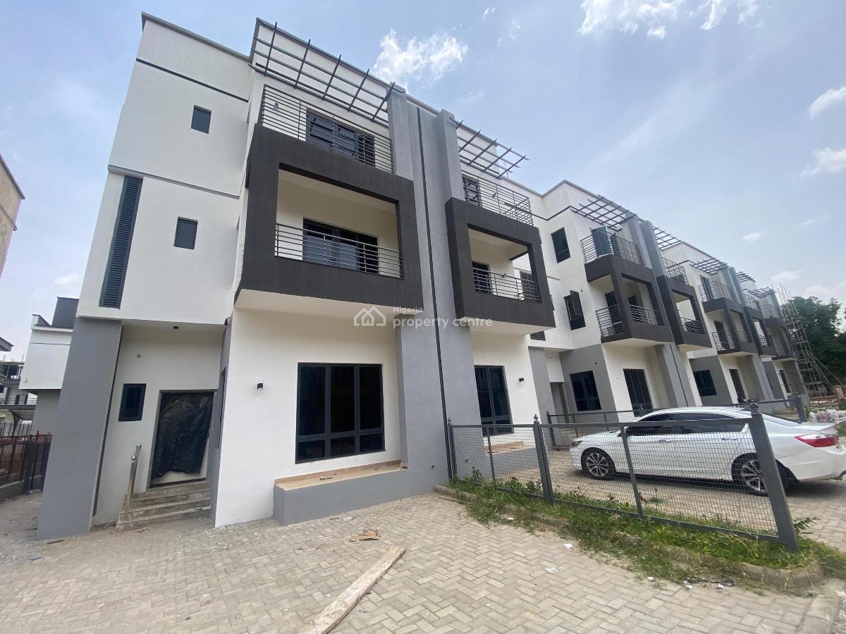 Generously Finished Smart 4 Bedrooms Terrace Duplex with a Bq., Guzape District, Abuja, Terraced Duplex for Rent