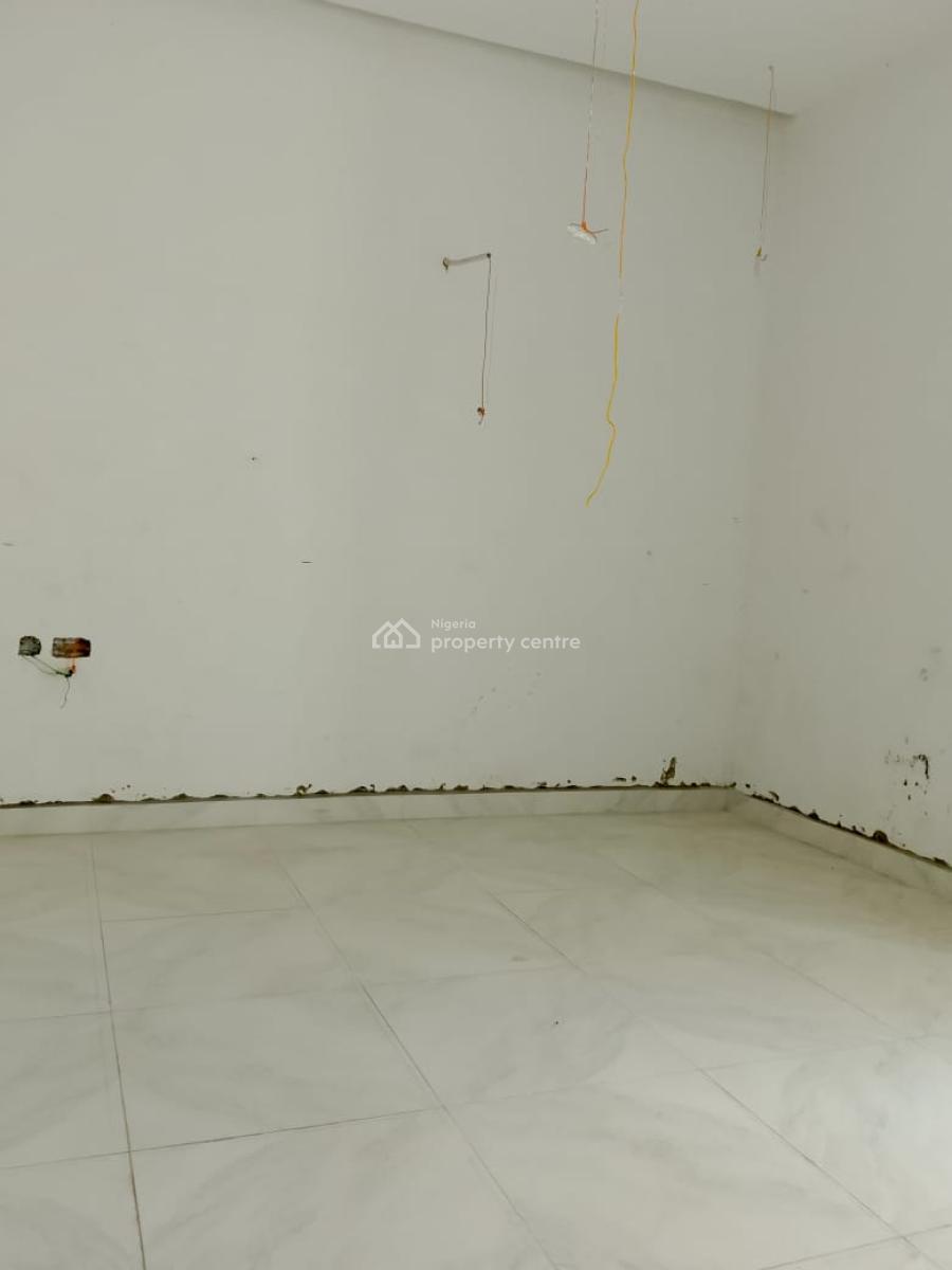 2 Bedroom Apartment, Beach Resort Estate, Behind, Nicon Town, Lekki, Lagos, Flat / Apartment for Sale