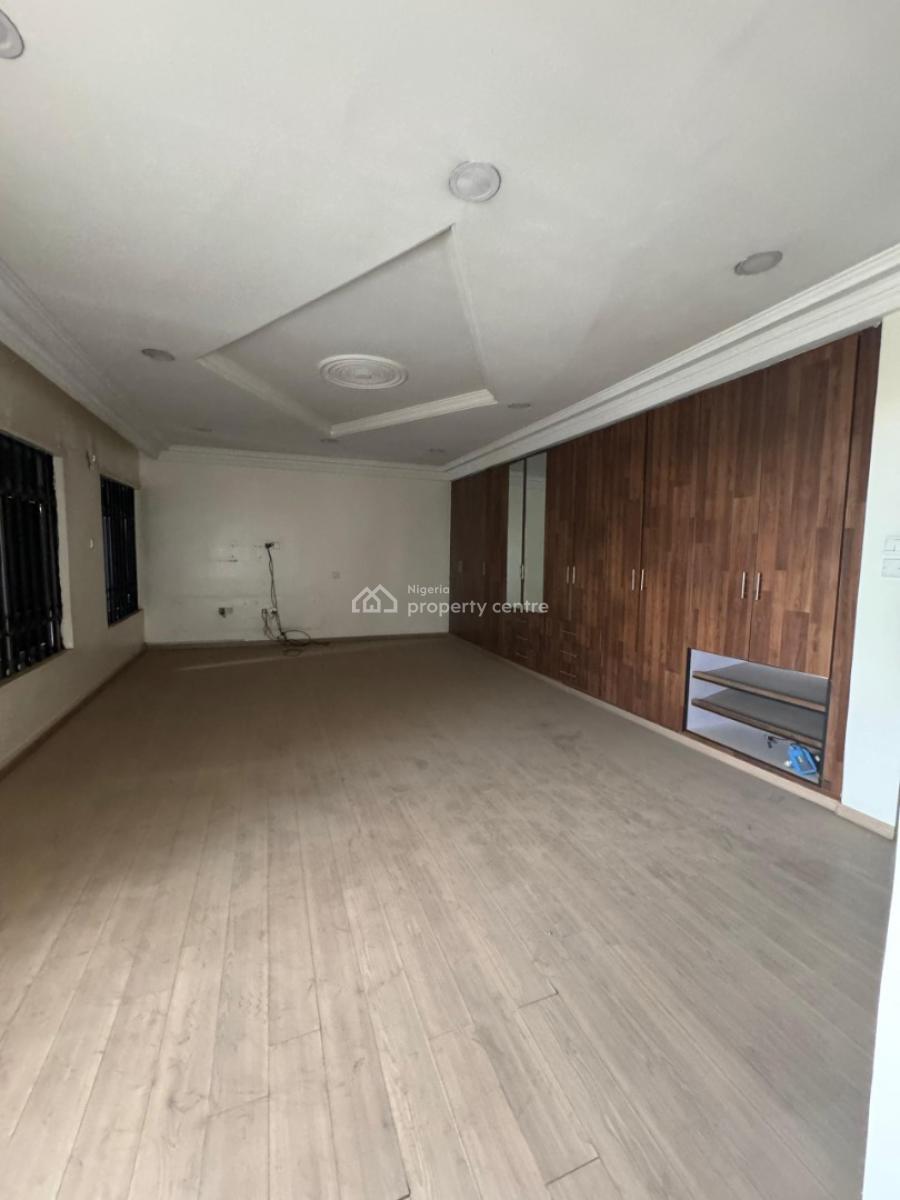 a Well-built 5-bedroom Fully Detached Duplex + Bqs, Maitama District, Abuja, Detached Duplex for Rent