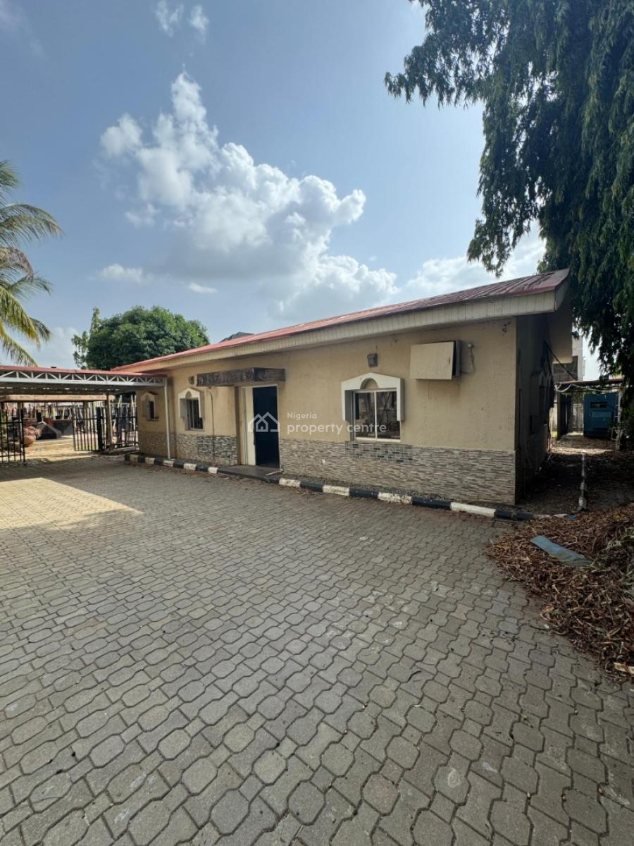 a Well-built 5-bedroom Fully Detached Duplex + Bqs, Maitama District, Abuja, Detached Duplex for Rent
