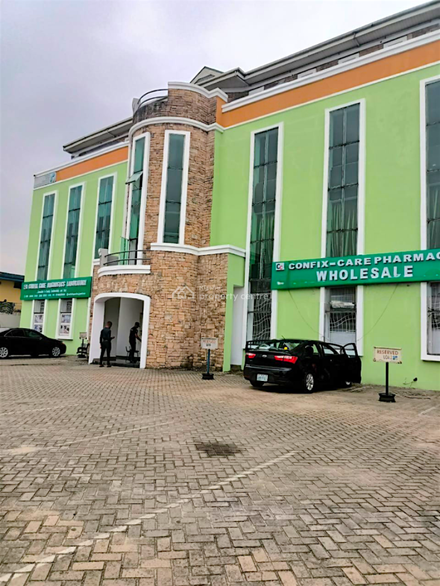 Big Office Space on The Ground Floor in a Secure Mall, Dline, Port Harcourt, Rivers, Office Space for Rent