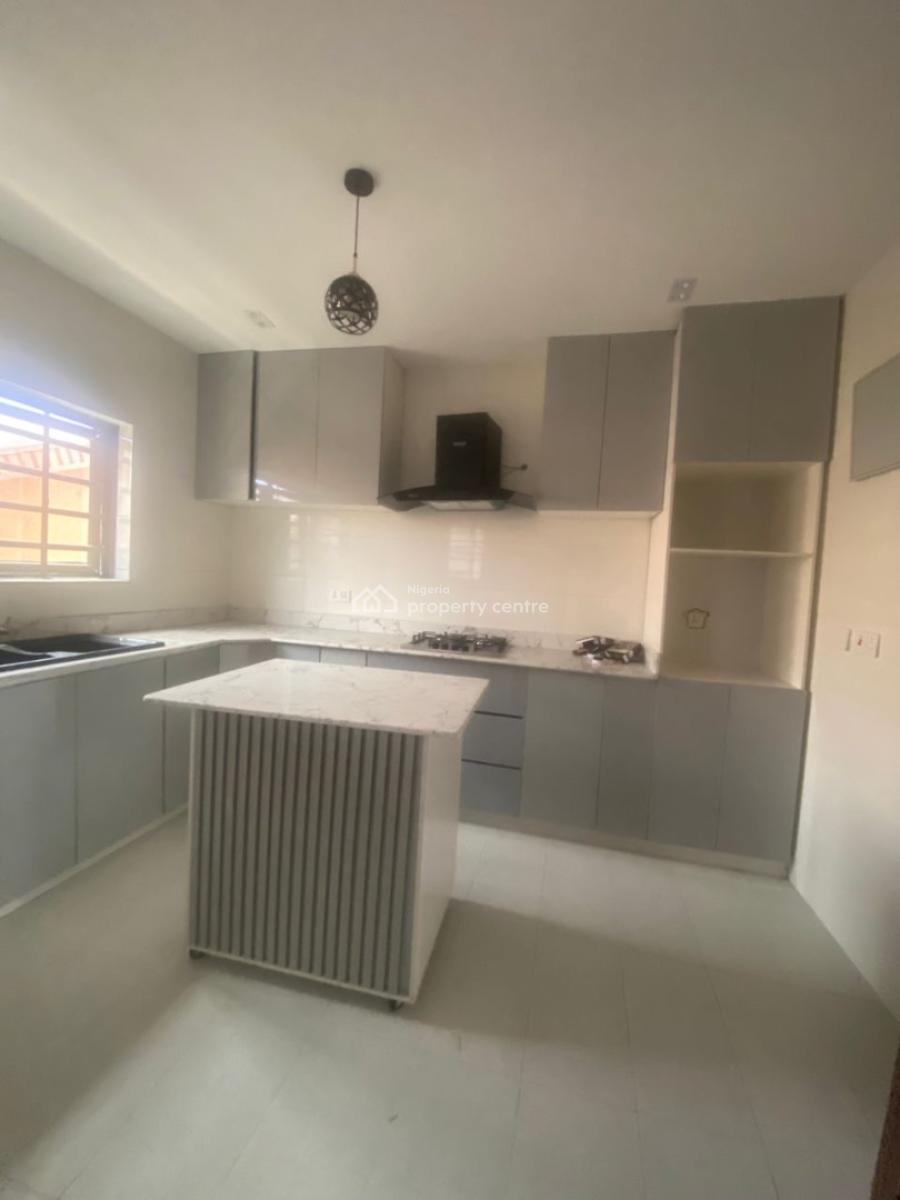 Serviced 3-bedroom Terrace Duplex on 2floors with a Room Bq, Agungi, Lekki, Lagos, Terraced Duplex for Rent