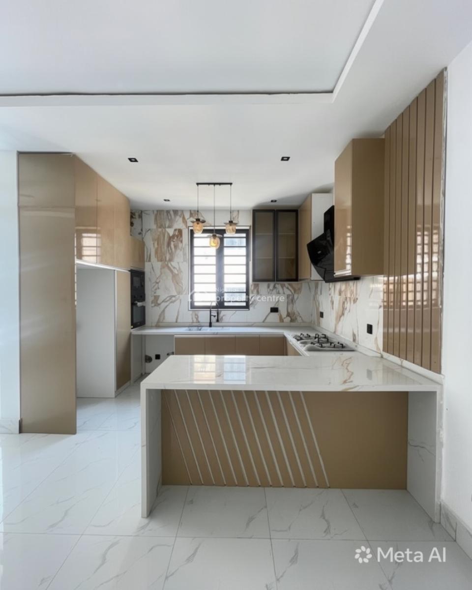 2 Bedroom Apartment, Lekki Phase 1, Lekki, Lagos, Block of Flats for Sale