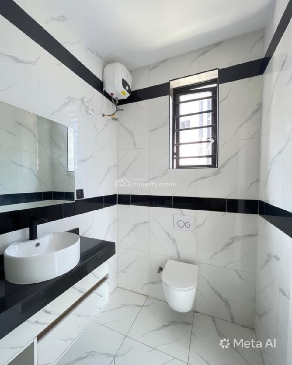 2 Bedroom Apartment, Lekki Phase 1, Lekki, Lagos, Block of Flats for Sale