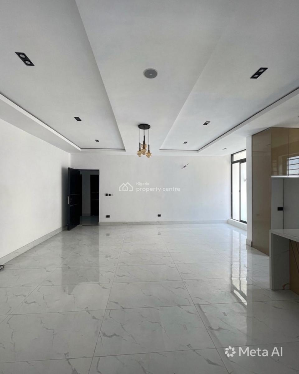2 Bedroom Apartment, Lekki Phase 1, Lekki, Lagos, Block of Flats for Sale