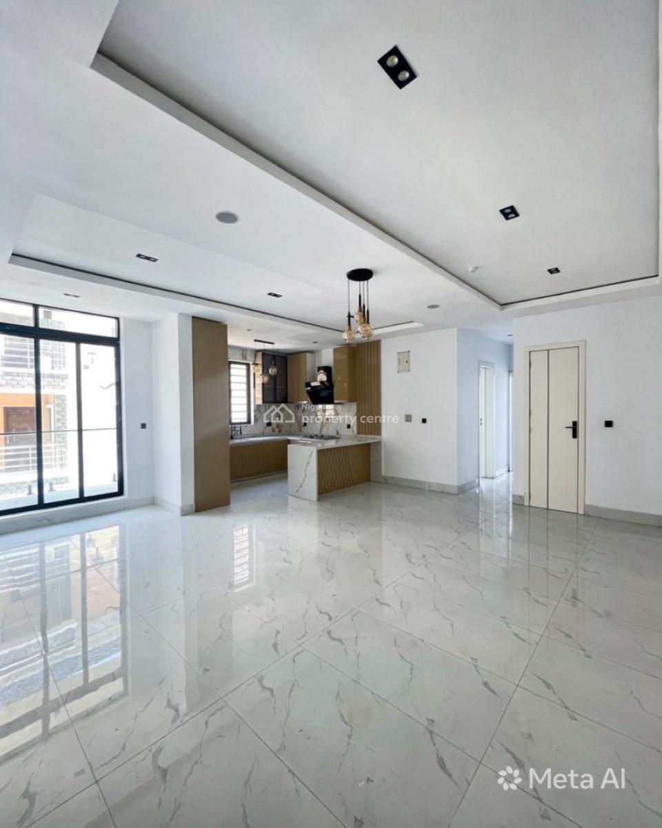 2 Bedroom Apartment, Lekki Phase 1, Lekki, Lagos, Block of Flats for Sale