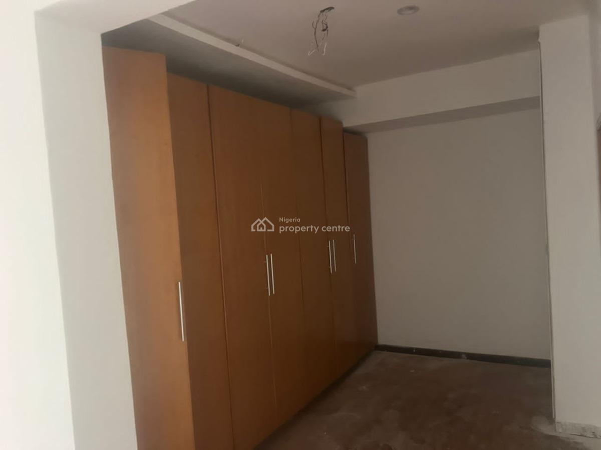 Well Renovated 4 Bedroom Semi-detached Duplex with Bq, Victoria Island (vi), Lagos, Semi-detached Duplex for Sale