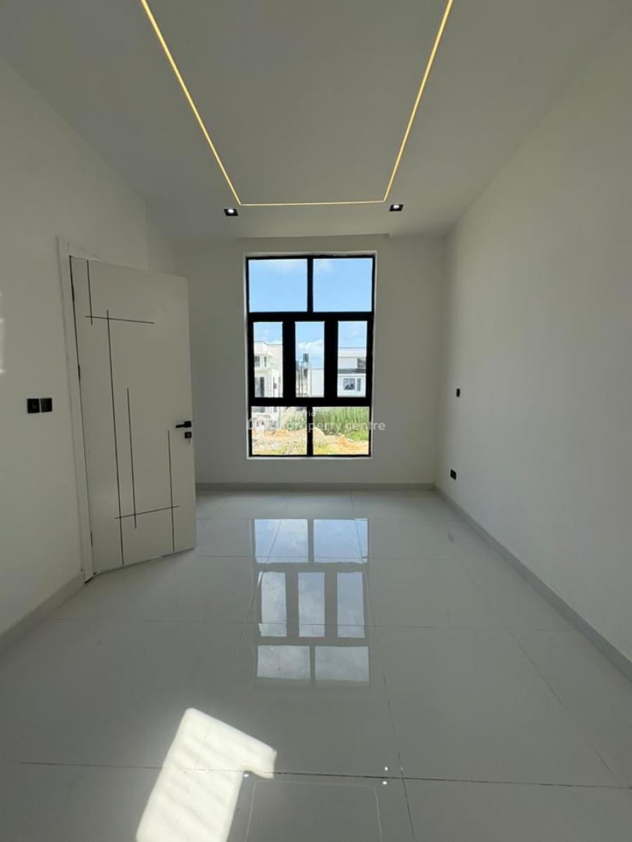 5 Bedroom Detached Duplex with Bq, Ikota, Lekki, Lagos, Detached Duplex for Sale