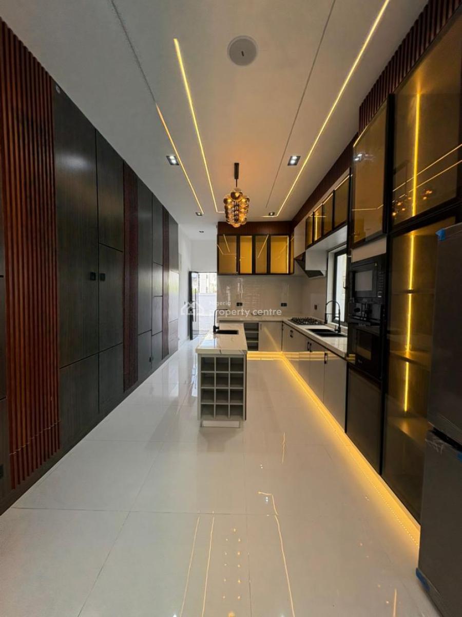 5 Bedroom Detached Duplex with Bq, Ikota, Lekki, Lagos, Detached Duplex for Sale