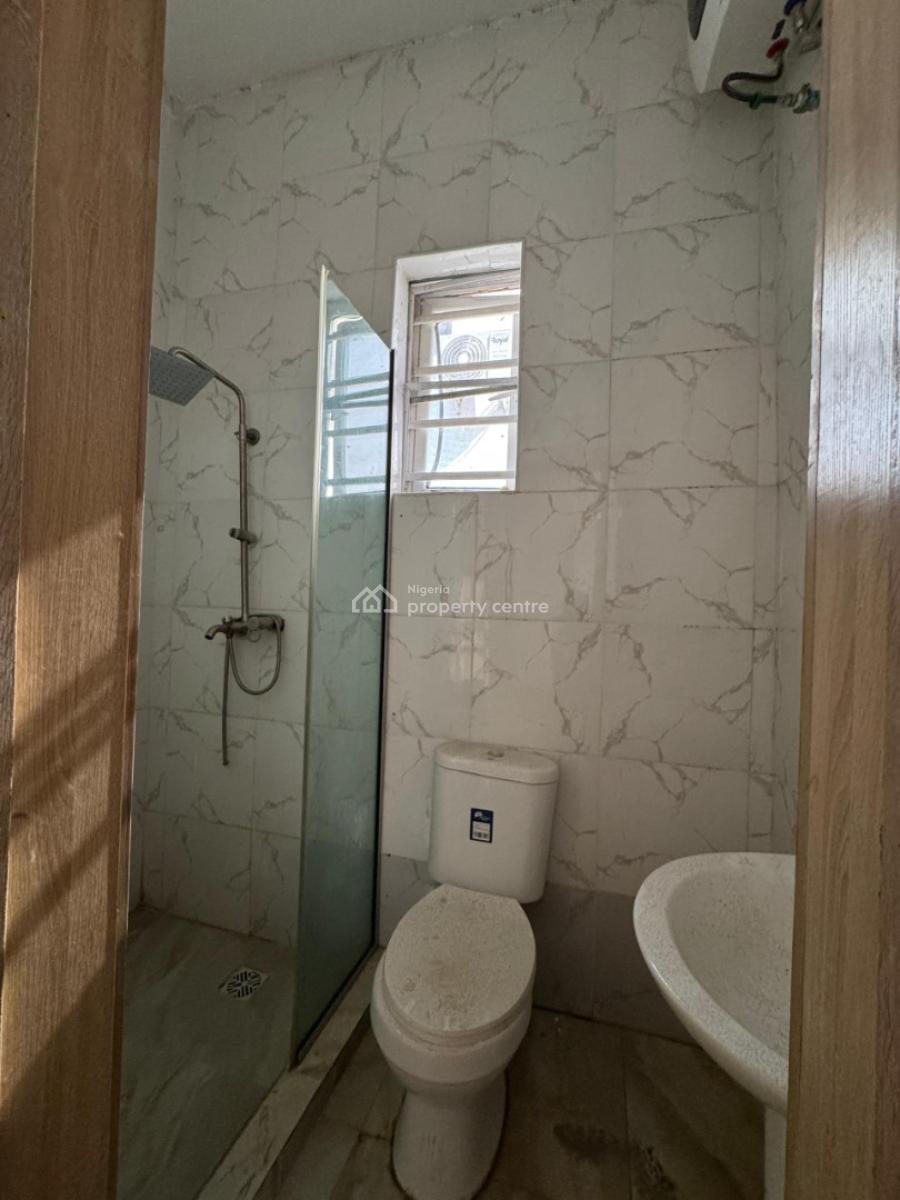 *  Single Room, Ikota Gra, Lekki, Lagos, Self Contain (single Rooms) for Rent