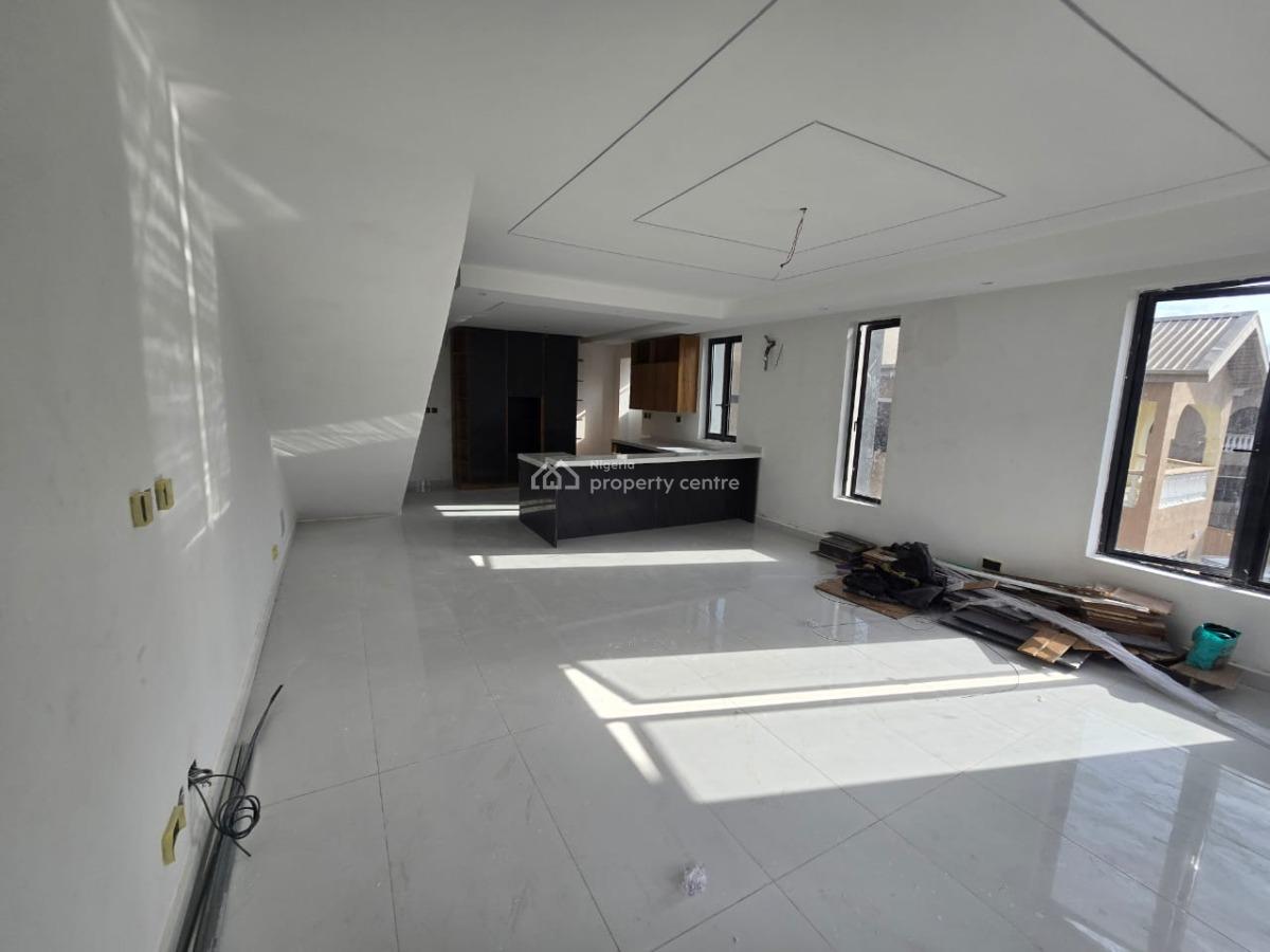 Brand New 2-bedroom Maisonette Apartment, Off Admiralty Road, Lekki Phase 1, Lekki, Lagos, Flat / Apartment for Sale