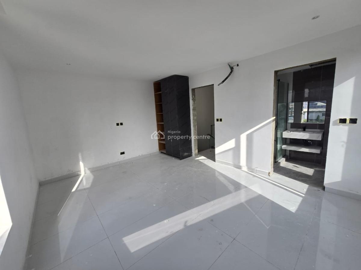 Brand New 2-bedroom Maisonette Apartment, Off Admiralty Road, Lekki Phase 1, Lekki, Lagos, Flat / Apartment for Sale