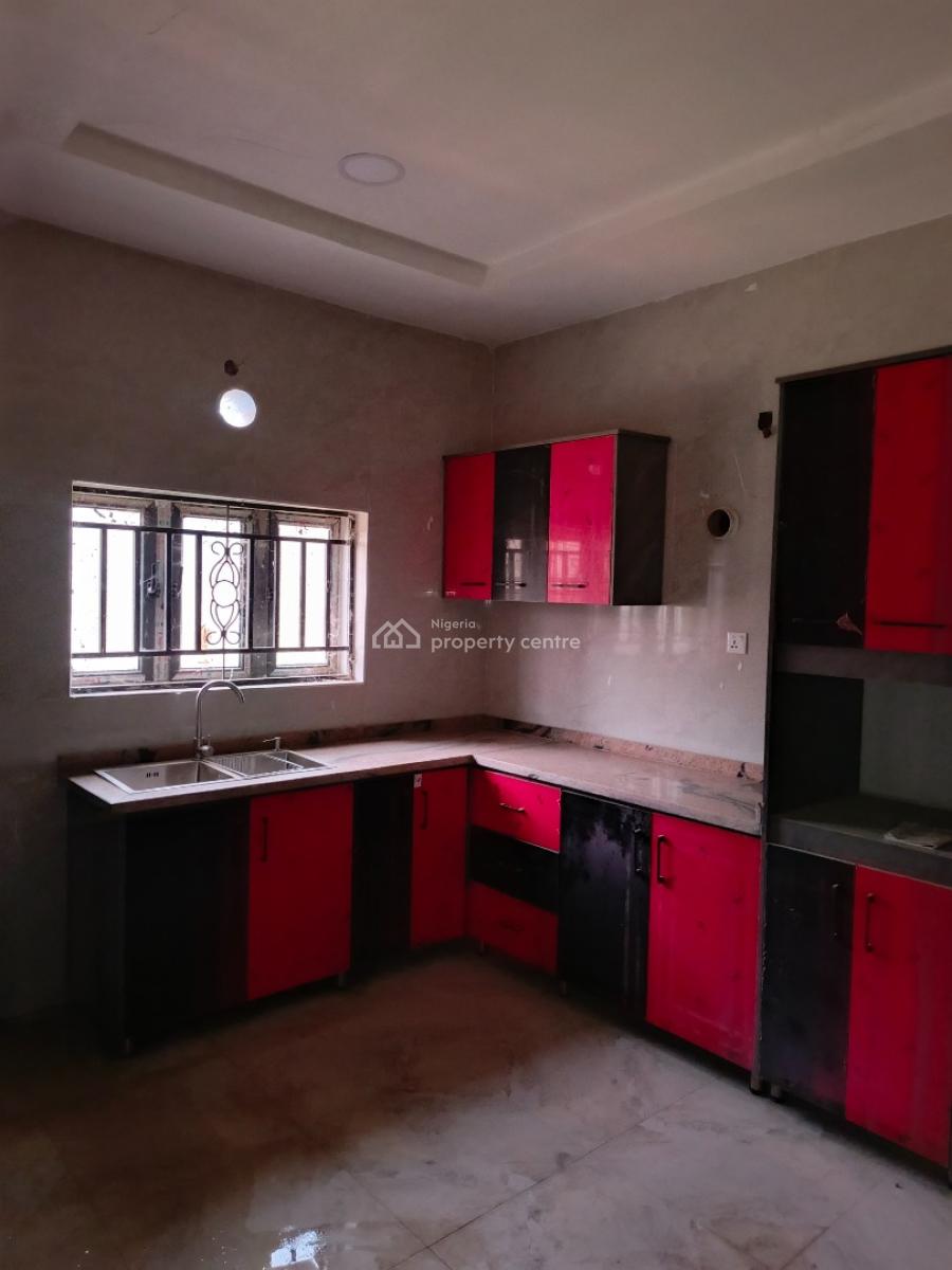 Clean Brand New 3 Bedroom Flat with Bq, Idu, Idu Industrial, Abuja, Flat / Apartment for Rent