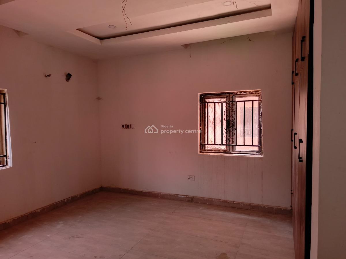 Clean Brand New 3 Bedroom Flat with Bq, Idu, Idu Industrial, Abuja, Flat / Apartment for Rent