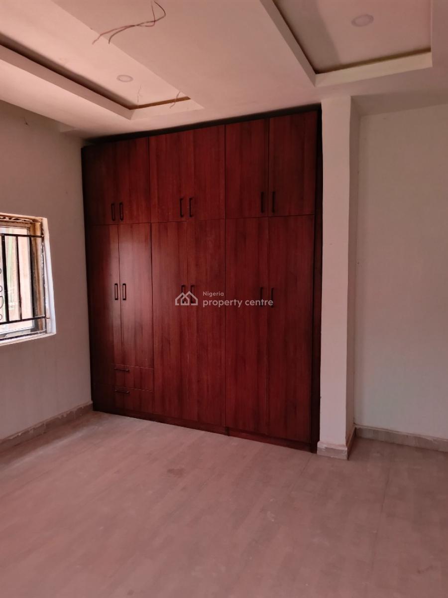 Clean Brand New 3 Bedroom Flat with Bq, Idu, Idu Industrial, Abuja, Flat / Apartment for Rent