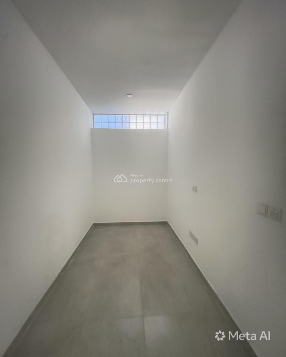 4 Bedroom Apartment + Bq, Lekki Phase 1, Lekki, Lagos, Block of Flats for Sale