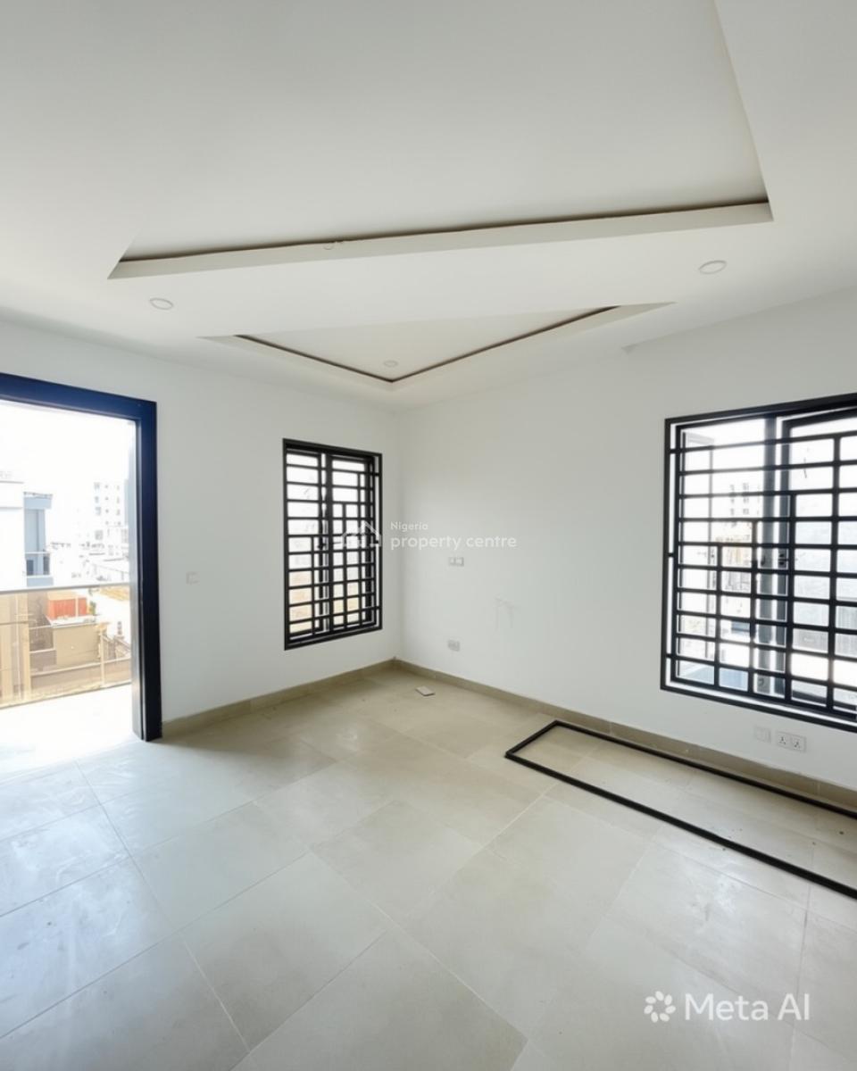4 Bedroom Apartment + Bq, Lekki Phase 1, Lekki, Lagos, Block of Flats for Sale