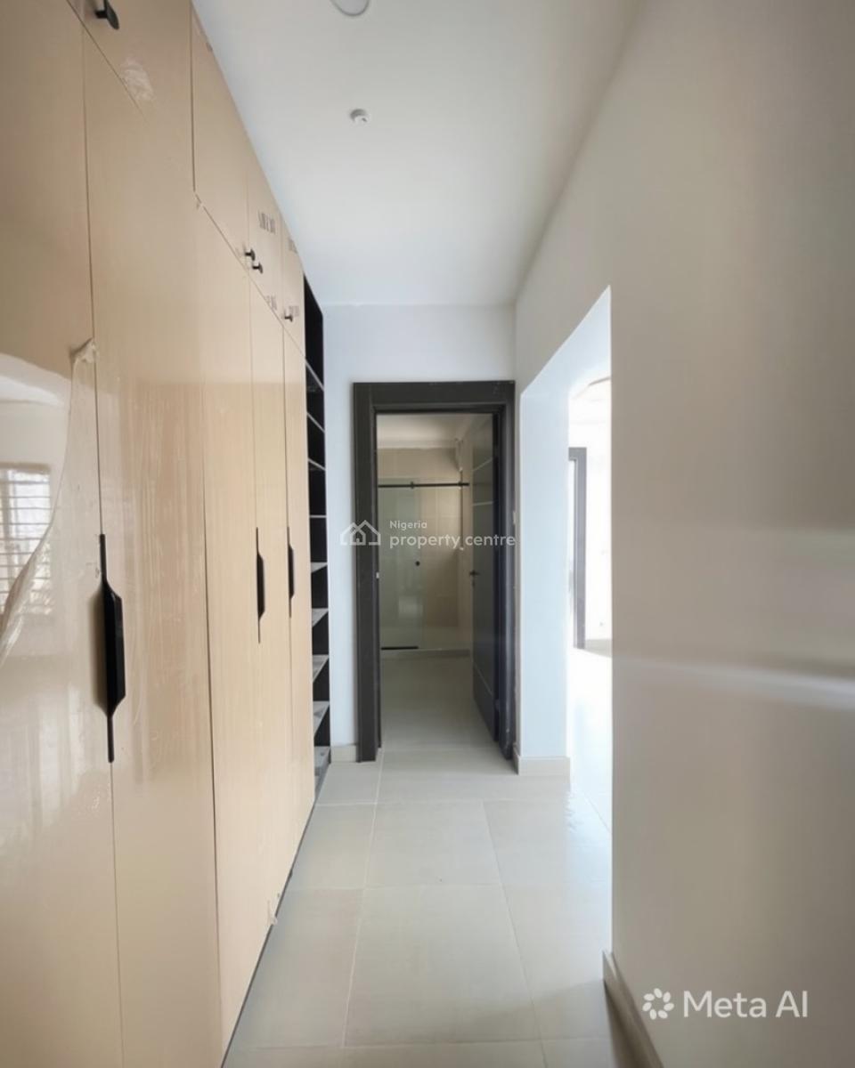 4 Bedroom Apartment + Bq, Lekki Phase 1, Lekki, Lagos, Block of Flats for Sale