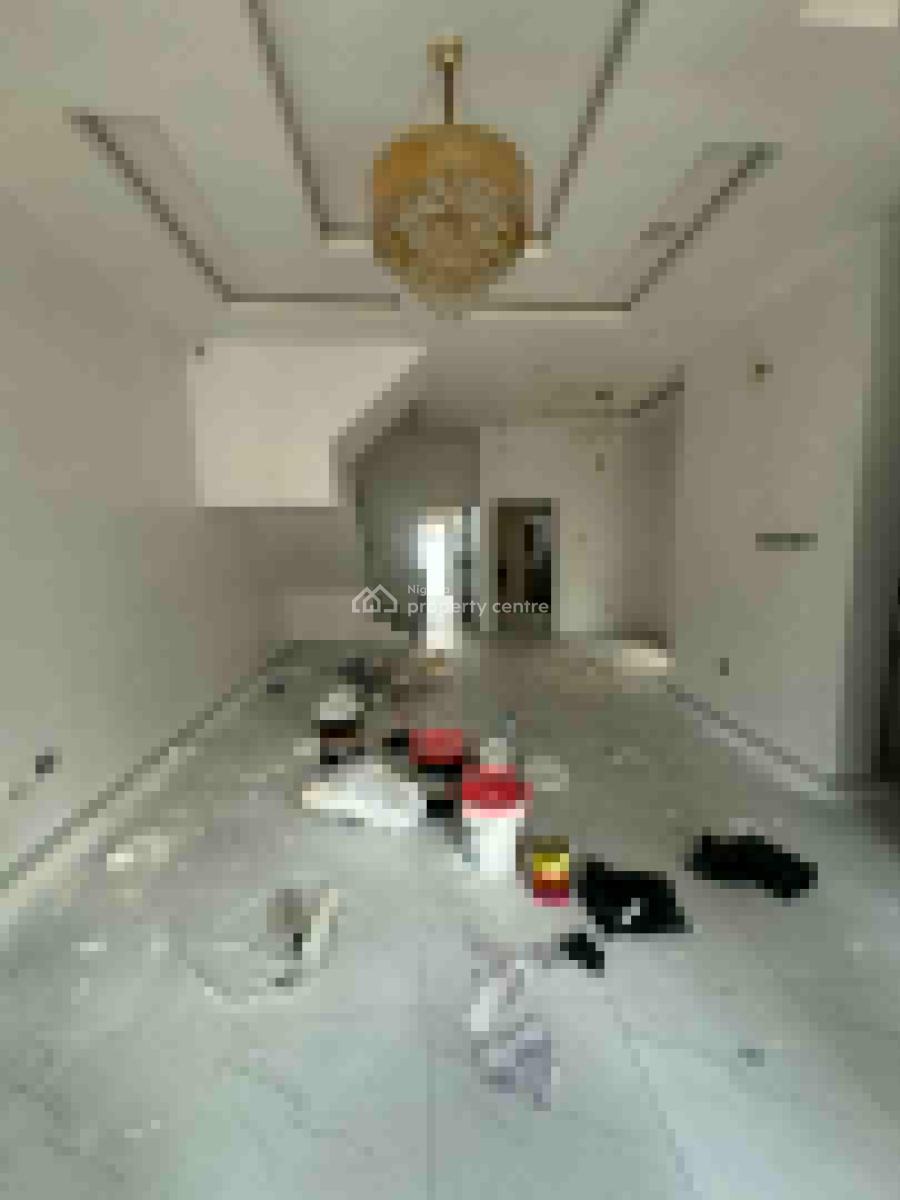 Maintained 4 Bedroom Semi-detached Duplex with Bq, Chevron, Lekki, Lagos, Semi-detached Duplex for Rent