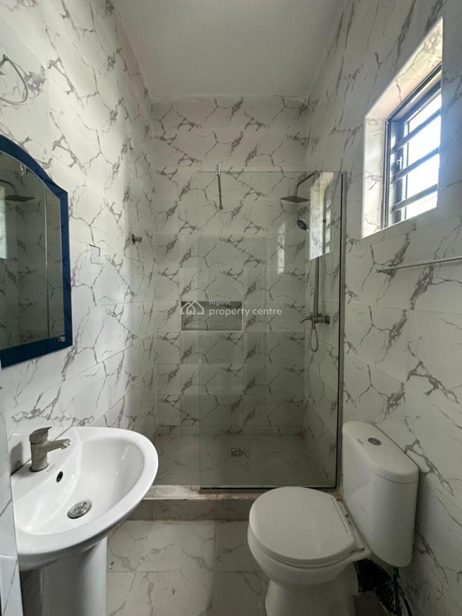 Maintained 4 Bedroom Semi-detached Duplex with Bq, Chevron, Lekki, Lagos, Semi-detached Duplex for Rent