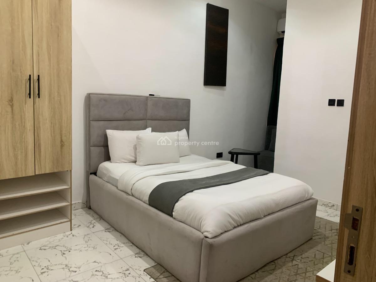 Luxury 3 Bedroom Apartment, Lekki Phase 1, Lekki, Lagos, Flat / Apartment for Sale