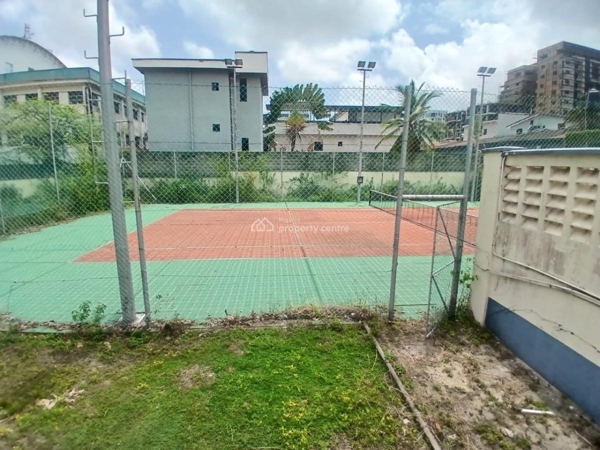 18 Units of 3 Bedroom Apartment with a Room Bq Each, Off Sinari Daranijo Street, Victoria Island (vi), Lagos, Flat / Apartment for Rent