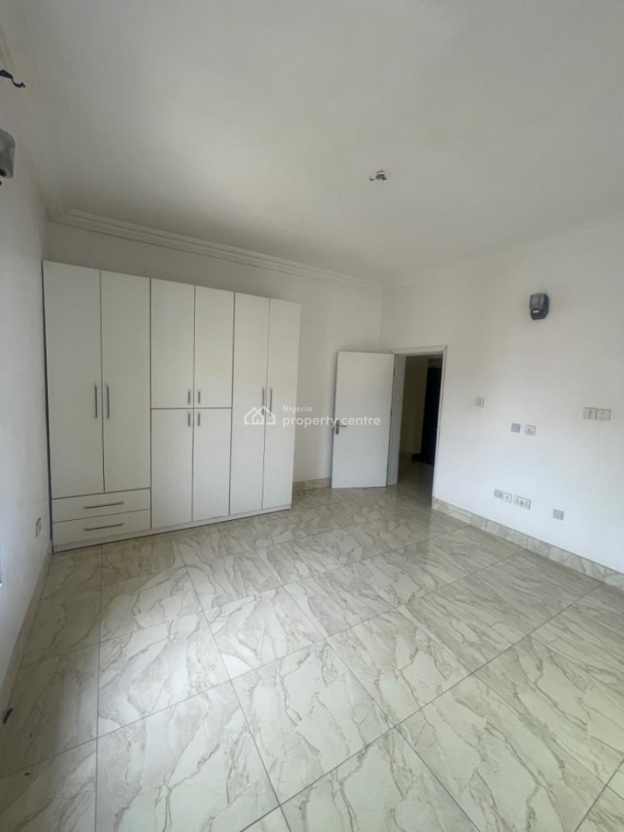 Spacious 2 Bedroom Flat, Lekki County, Ikota, Lekki, Lagos, Flat / Apartment for Rent