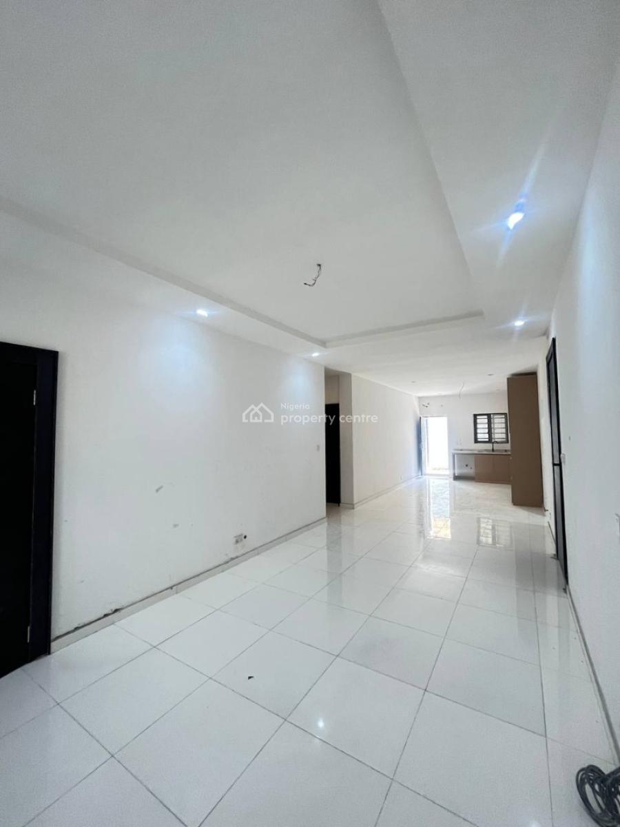 2 Bedroom Apartment with Bq, Ologolo, Lekki, Lagos, Flat / Apartment for Sale